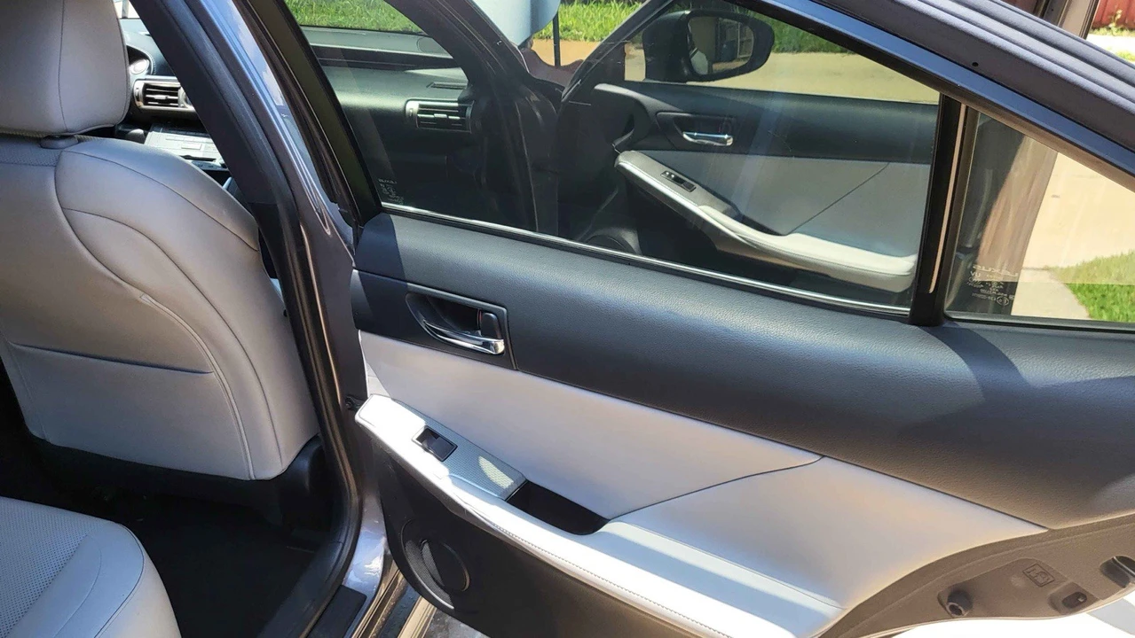 2016 Lexus IS 3rd Gen - Image 16 of 16