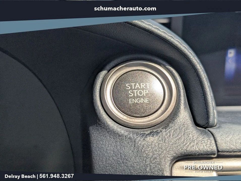 2016 Lexus IS 3rd Gen - Image 25 of 29