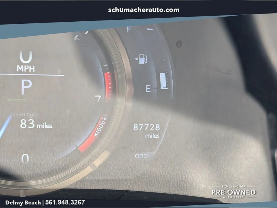 2016 Lexus IS 3rd Gen - Image 26 of 29