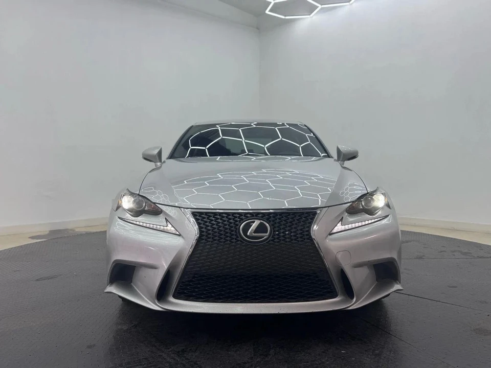 2016 Lexus IS 3rd Gen - Image 9 of 21