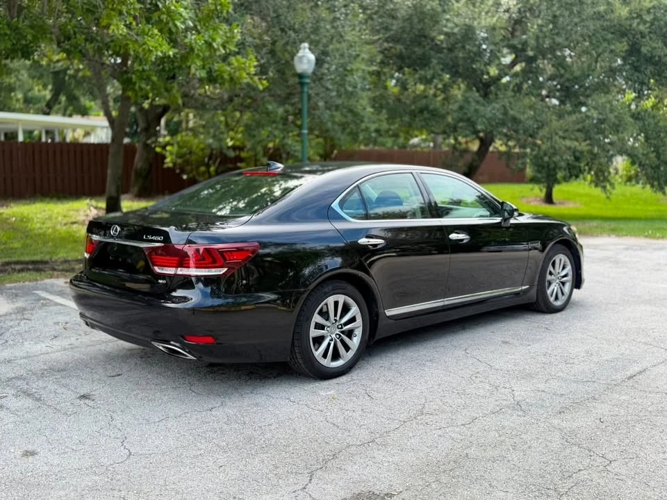 2016 Lexus LS 4th Gen - Image 4 of 7