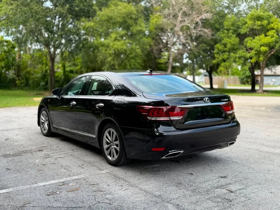 2016 Lexus LS 4th Gen - Image 2 of 7