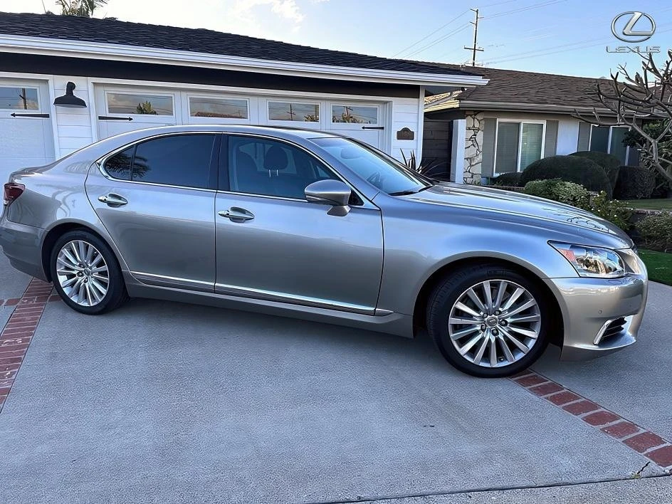 2016 Lexus LS 4th Gen - Image 3 of 20