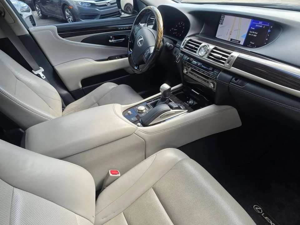 2016 Lexus LS 4th Gen - Image 14 of 15