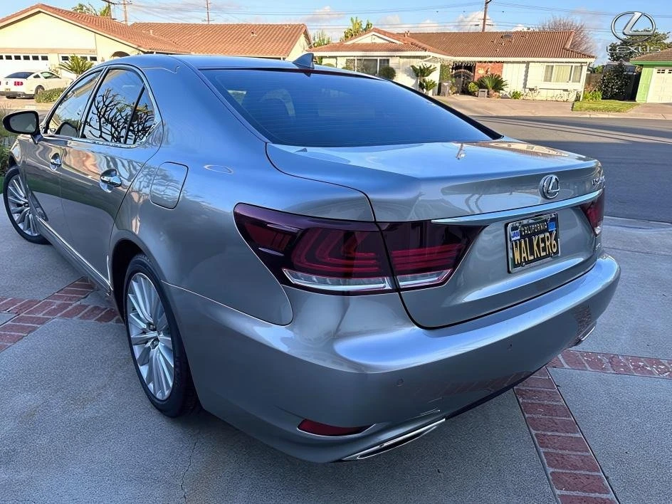2016 Lexus LS 4th Gen - Image 4 of 20