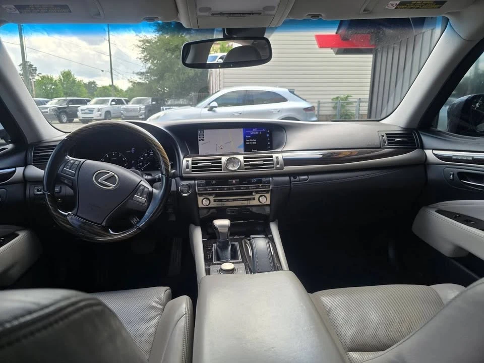 2016 Lexus LS 4th Gen - Image 11 of 15