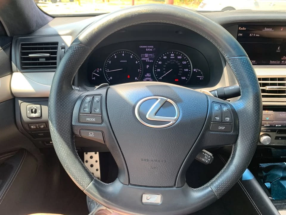 2016 Lexus LS 4th Gen - Image 9 of 13