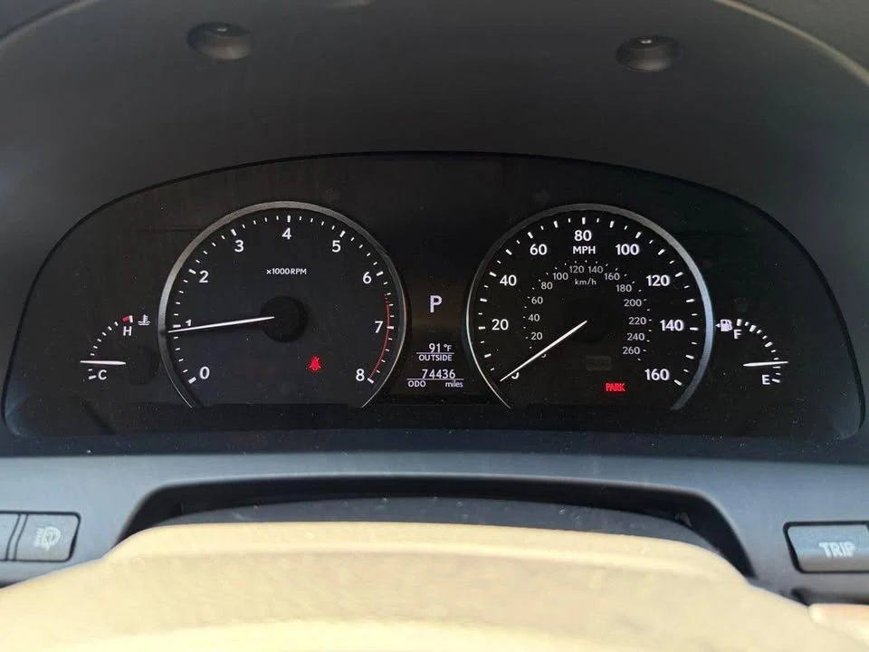 2016 Lexus LS 4th Gen - Image 16 of 20