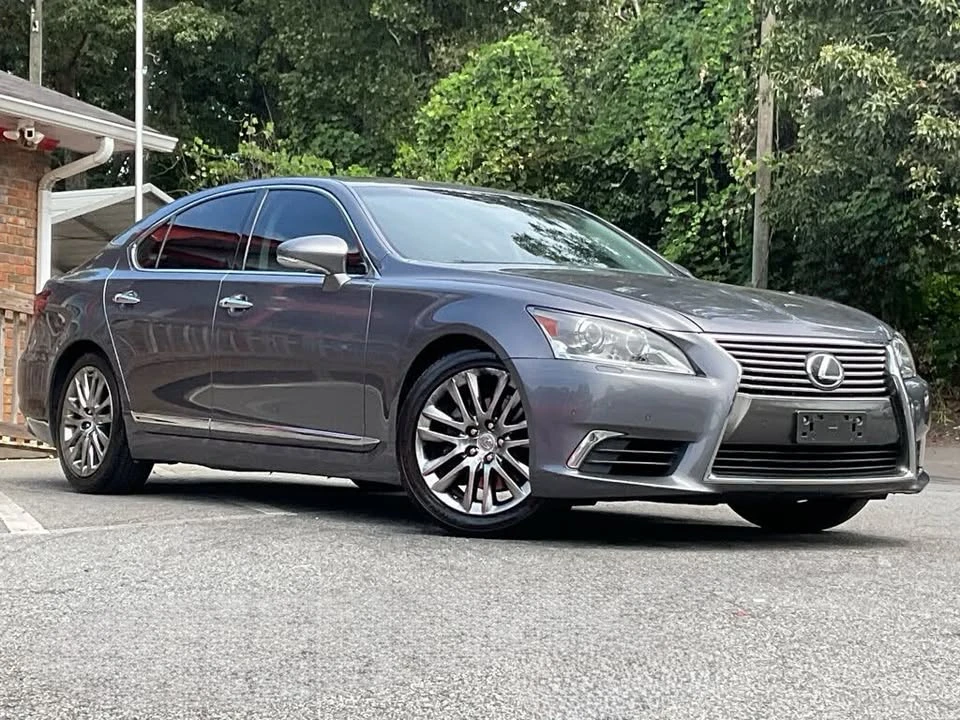 2016 Lexus LS 4th Gen - Image 2 of 20