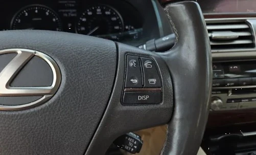 2016 Lexus LS 4th Gen - Image 9 of 11