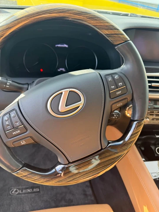 2016 Lexus LS 4th Gen - Image 3 of 9