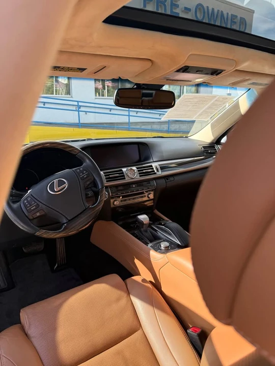 2016 Lexus LS 4th Gen - Image 6 of 9