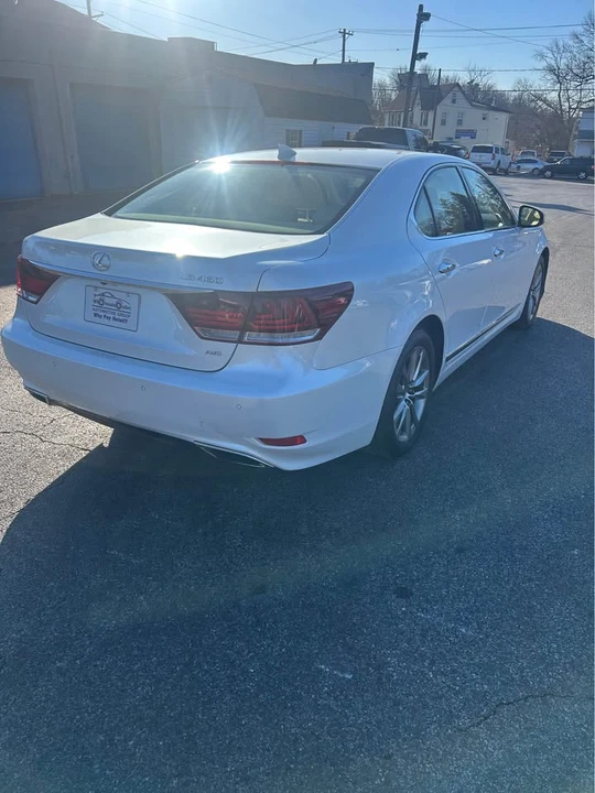 2016 Lexus LS 4th Gen - Image 6 of 15
