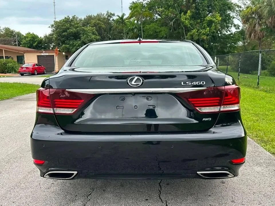 2016 Lexus LS 4th Gen - Image 5 of 20