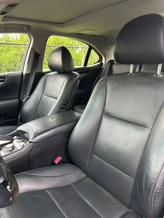 2016 Lexus LS 4th Gen - Image 11 of 20