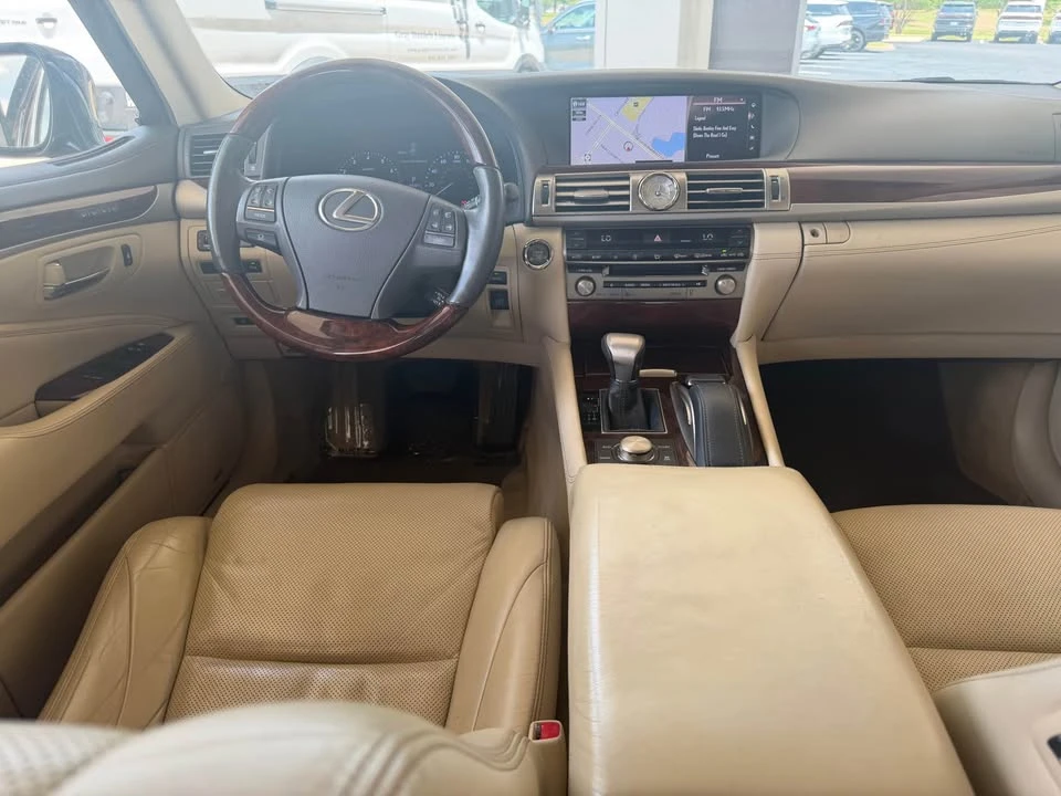 2016 Lexus LS 4th Gen - Image 8 of 17