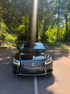 2016 Lexus LS 460 L Sedan 4D