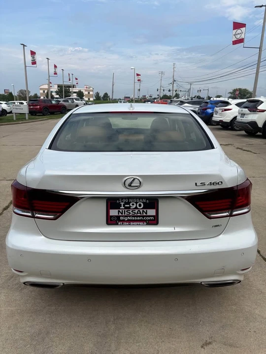 2016 Lexus LS 4th Gen - Image 5 of 19