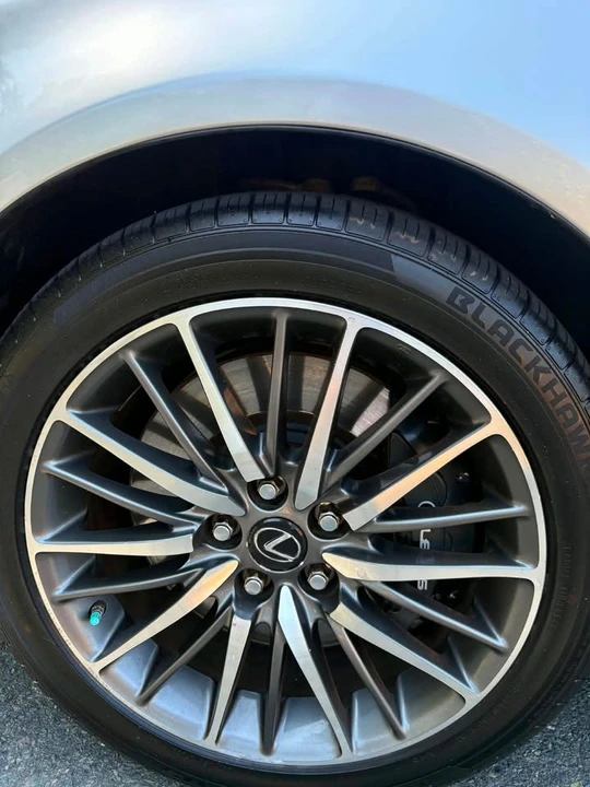 2016 Lexus LS 4th Gen - Image 14 of 15
