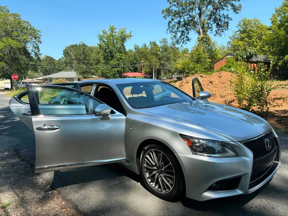 2016 Lexus LS 4th Gen - Image 5 of 15