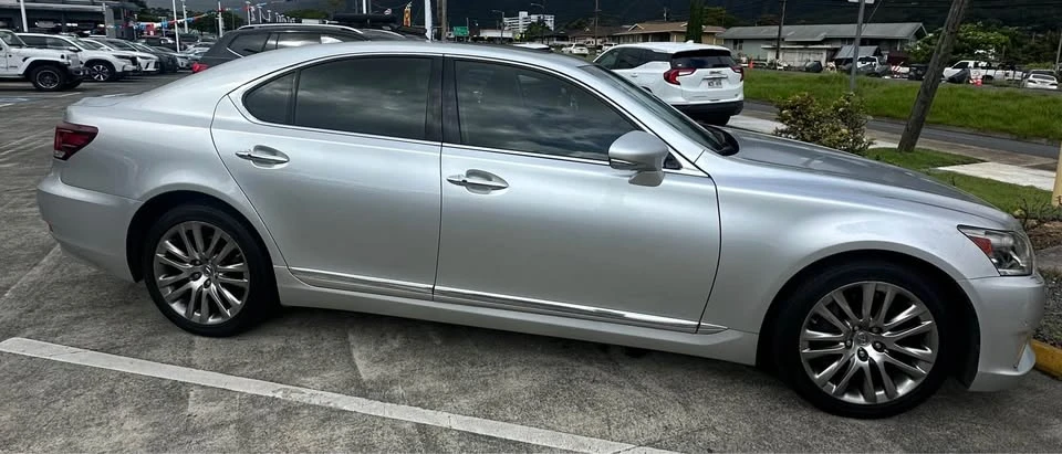 2016 Lexus LS 4th Gen - Image 2 of 6