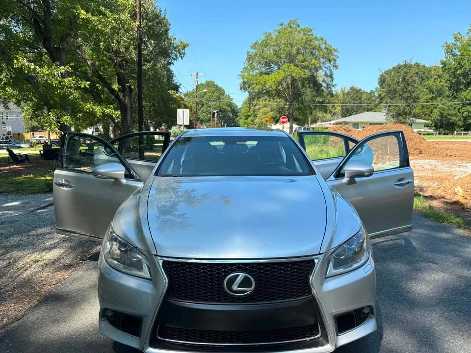 2016 Lexus LS 4th Gen - Image 4 of 15