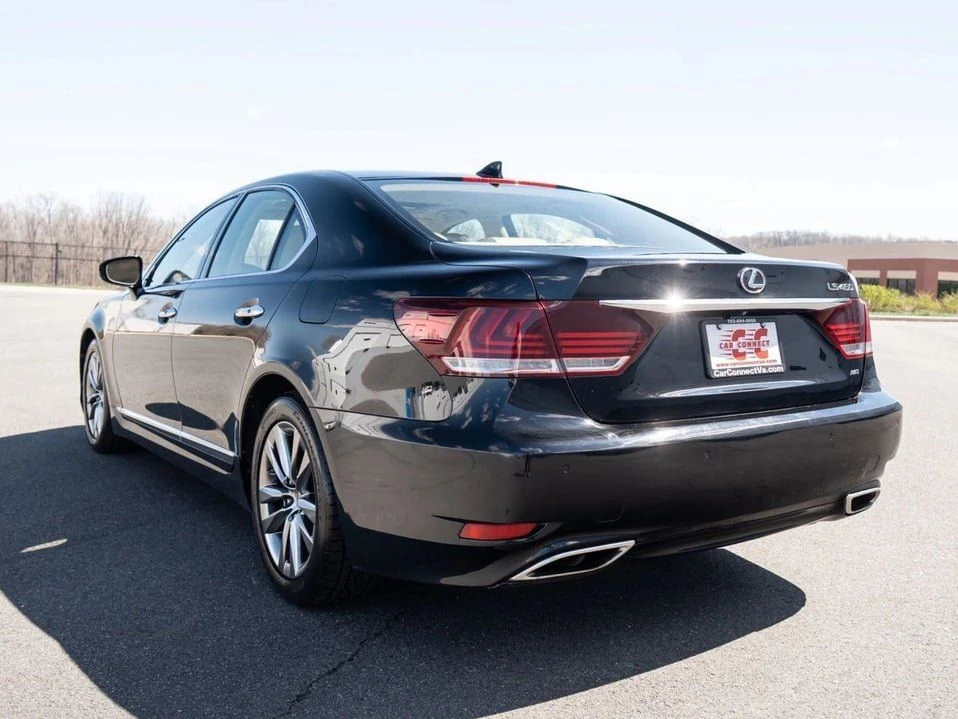 2016 Lexus LS 4th Gen - Image 4 of 20