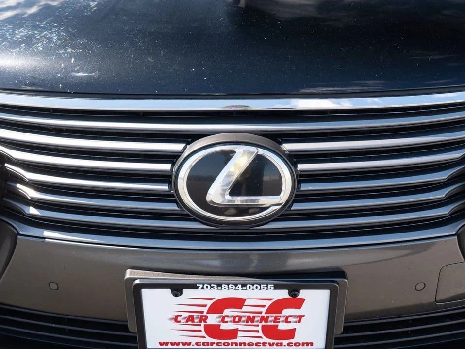 2016 Lexus LS 4th Gen - Image 11 of 20