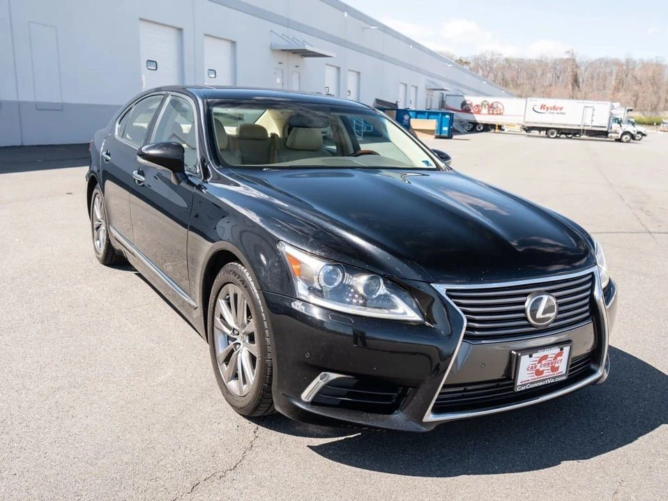 2016 Lexus LS 4th Gen - Image 8 of 20