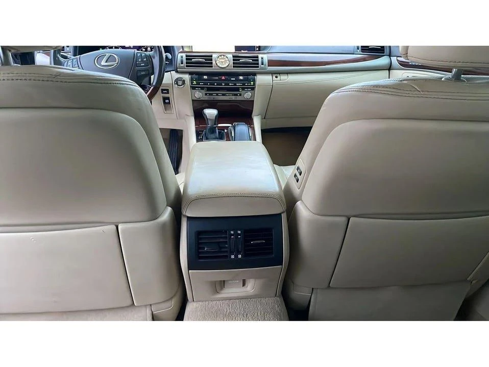 2016 Lexus LS 4th Gen - Image 9 of 20