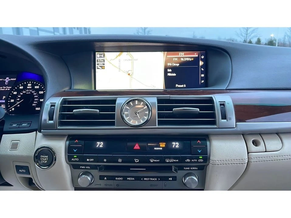 2016 Lexus LS 4th Gen - Image 17 of 20