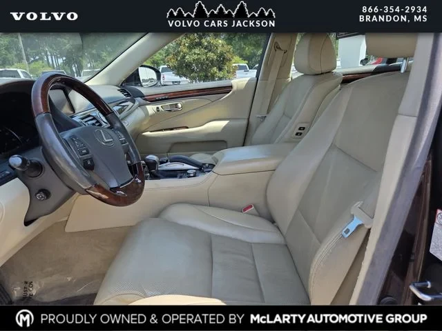 2016 Lexus LS 4th Gen - Image 11 of 20