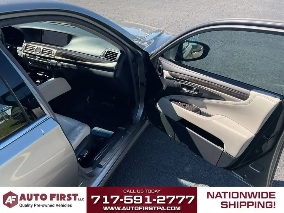 2016 Lexus LS 4th Gen - Image 13 of 20