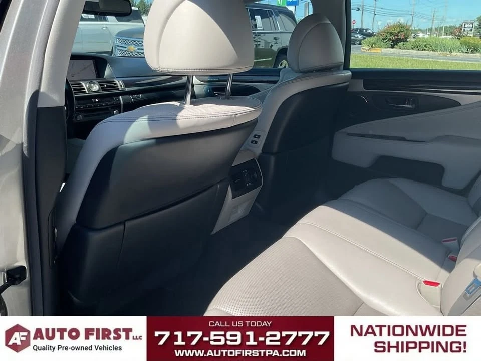 2016 Lexus LS 4th Gen - Image 9 of 20