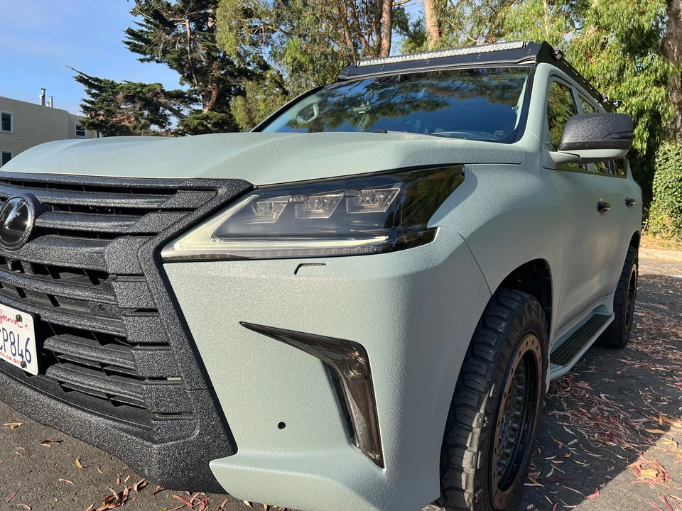 2016 Lexus LX 3rd Gen - Image 19 of 31