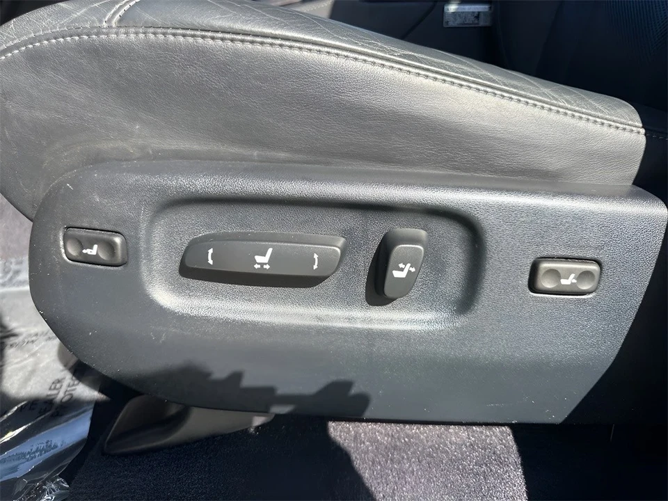 2016 Lexus LX 3rd Gen - Image 10 of 12