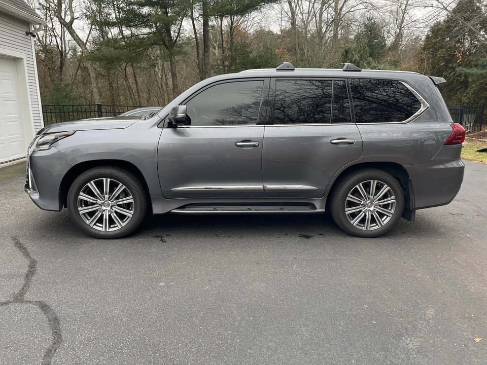 2016 Lexus LX 3rd Gen - Image 11 of 31