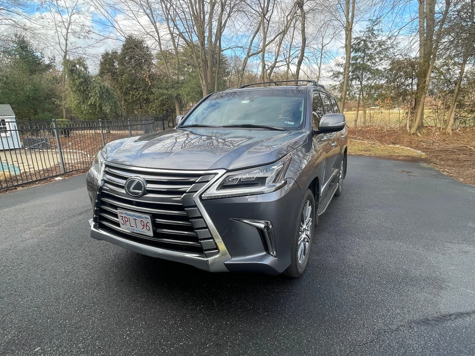 2016 Lexus LX 3rd Gen - Image 8 of 31