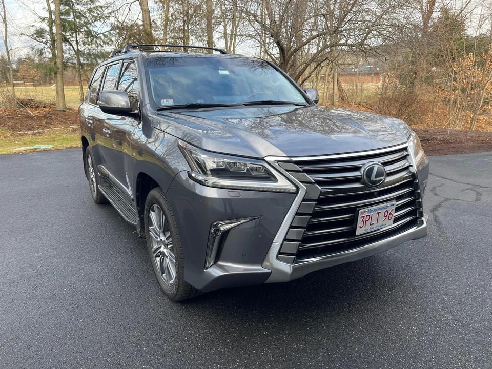 2016 Lexus LX 3rd Gen - Image 22 of 31