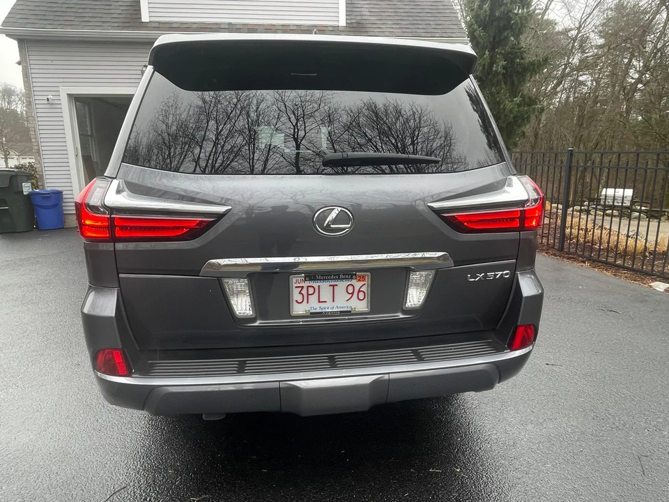 2016 Lexus LX 3rd Gen - Image 16 of 31