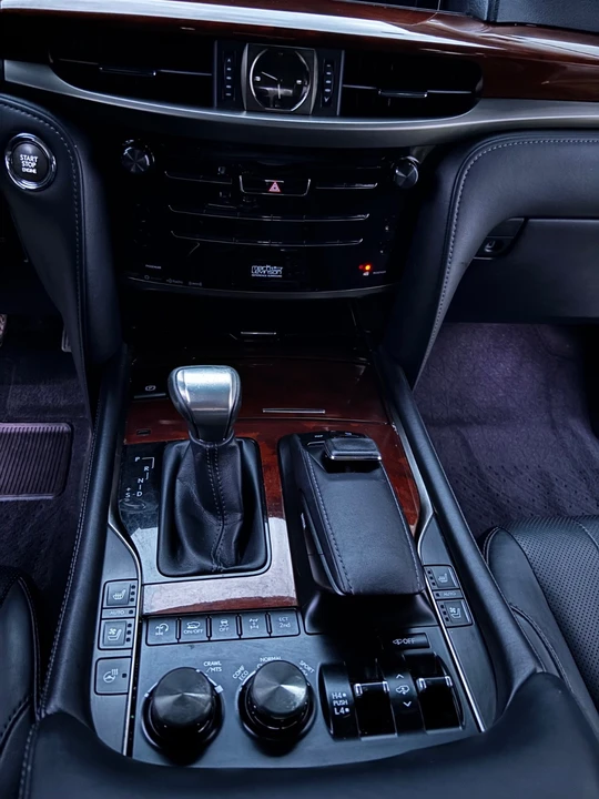 2016 Lexus LX 3rd Gen - Image 16 of 21