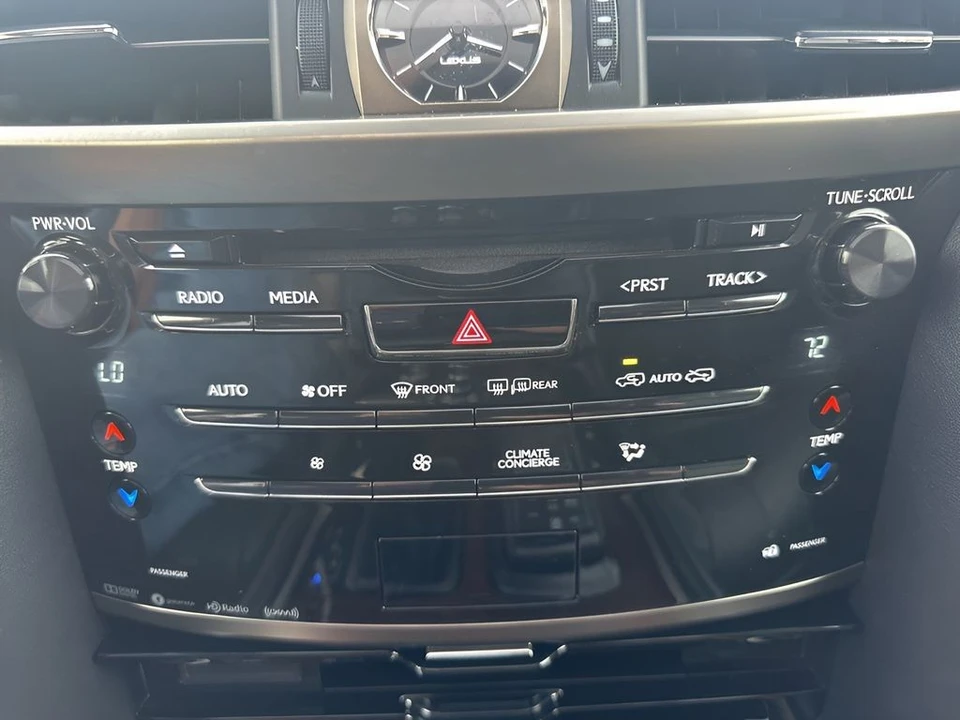 2016 Lexus LX 3rd Gen - Image 21 of 21