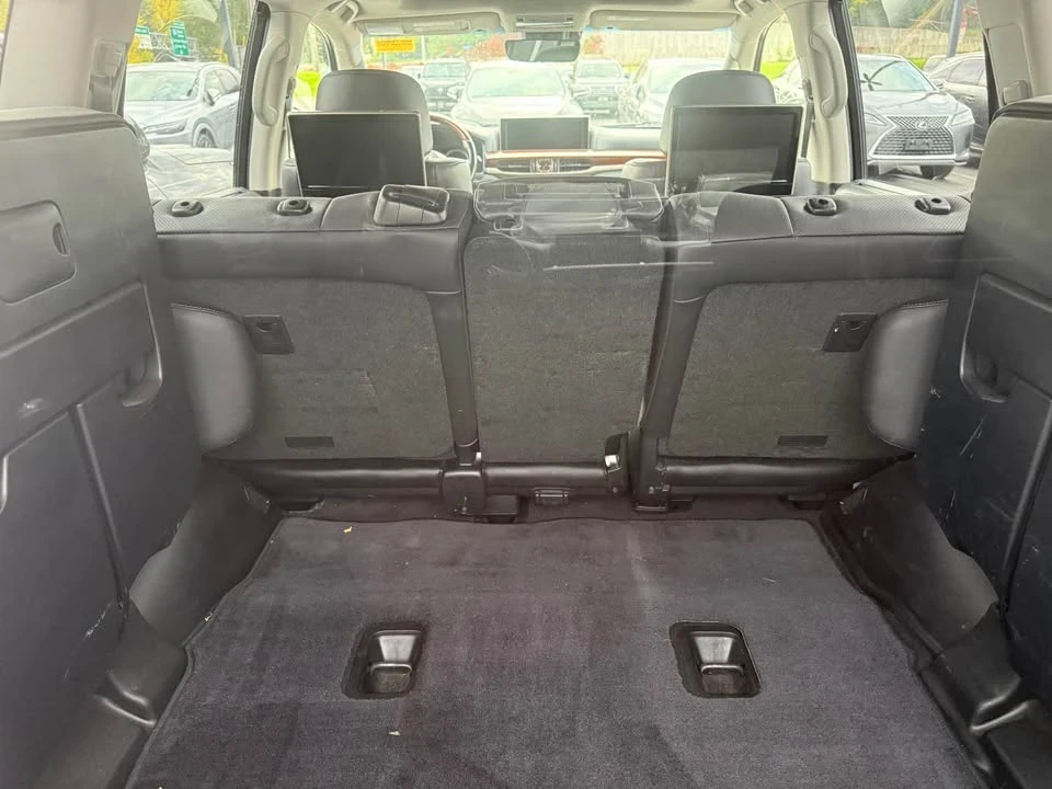 2016 Lexus LX 3rd Gen - Image 5 of 7