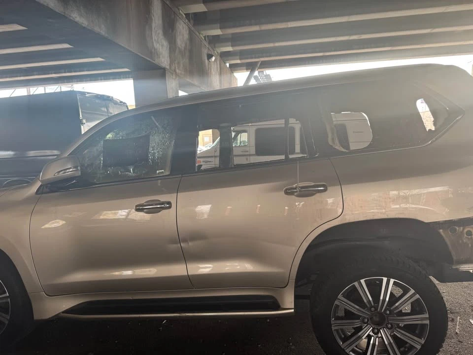 2016 Lexus LX 3rd Gen - Image 2 of 3