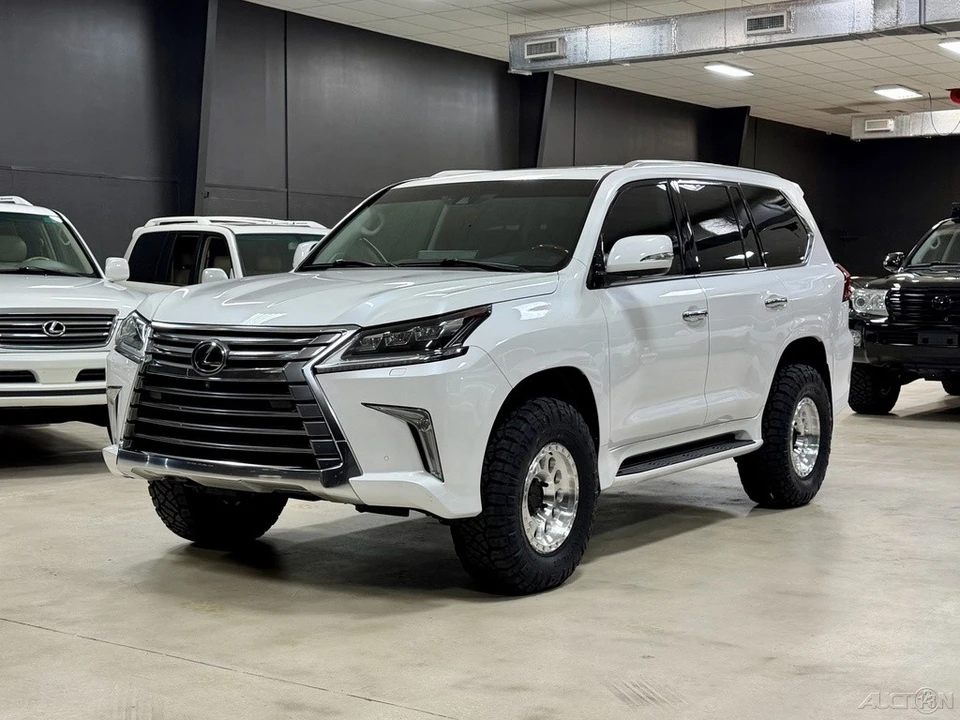 2016 Lexus LX 3rd Gen - Image 9 of 12
