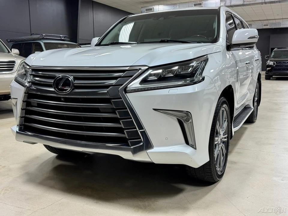 2016 Lexus LX 3rd Gen - Image 4 of 12