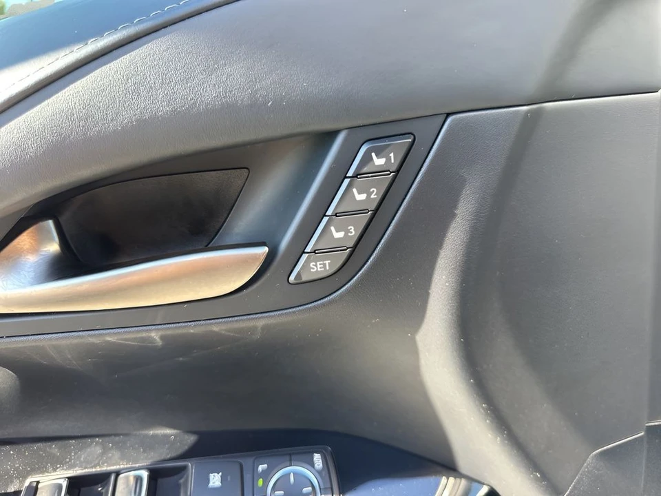2016 Lexus LX 3rd Gen - Image 11 of 21
