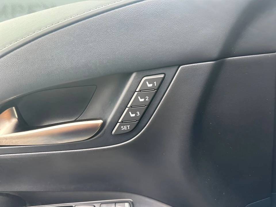 2016 Lexus LX 3rd Gen - Image 11 of 21