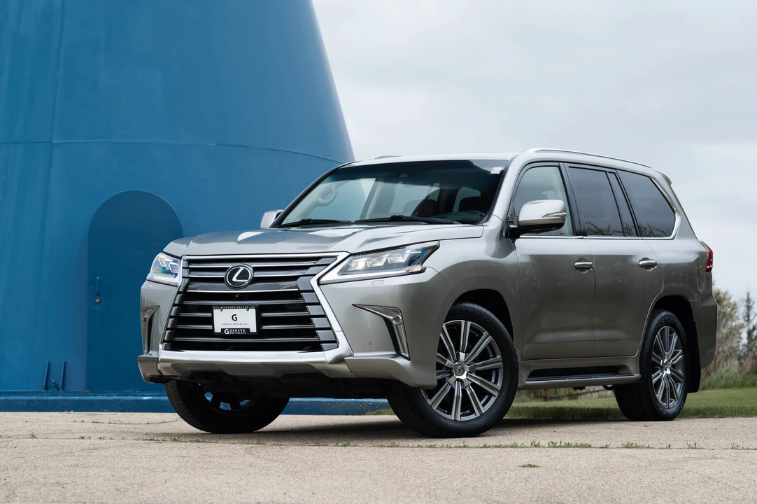 2016 Lexus LX 3rd Gen - Image 2 of 31