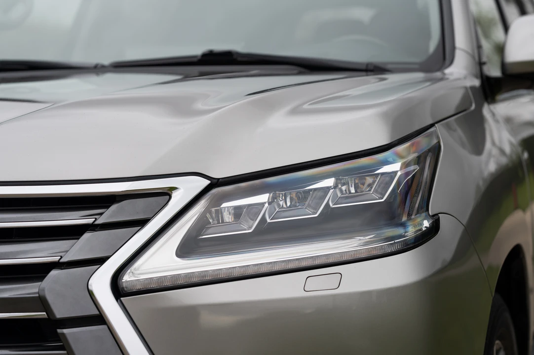 2016 Lexus LX 3rd Gen - Image 22 of 31